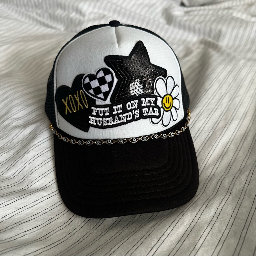 “Put It On My Husbands Tab” hat NWOT